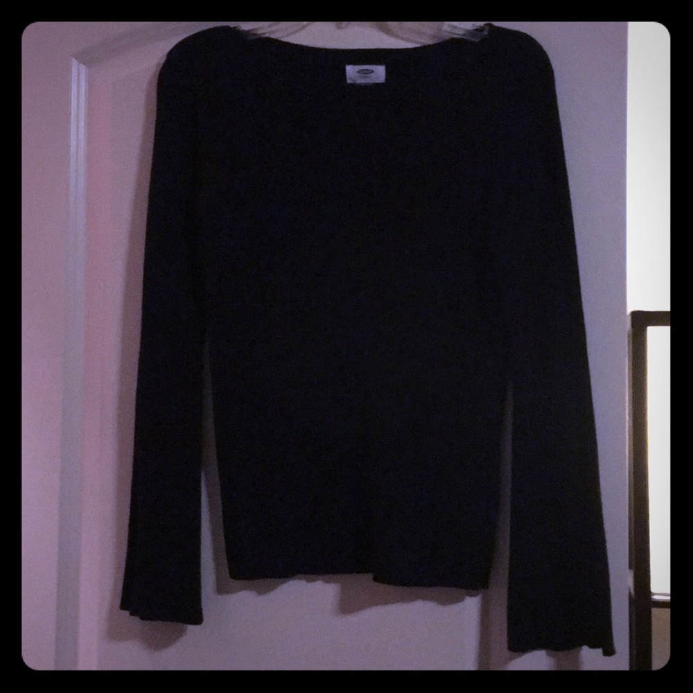 Long sleeve black shirt